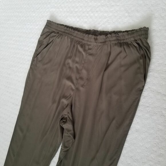 Divided H&M Pants Size 3XL High-Rise Pull-On Green Tapered Pockets Viscose New - Picture 3 of 8